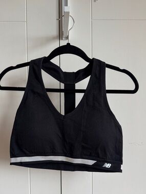 Women’s New Balance Medium Impact Sports Bra black Extra Large